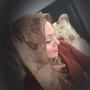 Meet your Posher, Aisha